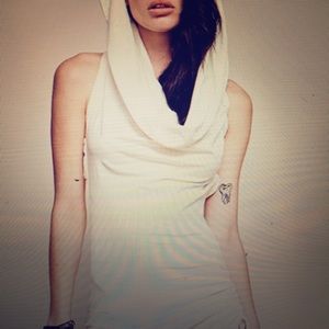 Zhenzymph Star Anise Dress size Small unworn.